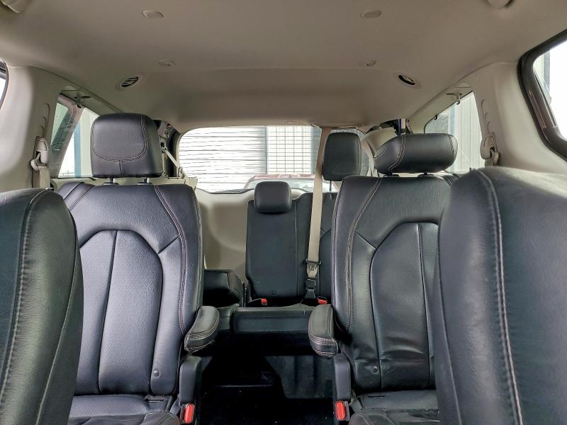 Фото 10 - CHRYSLER PACIFICA