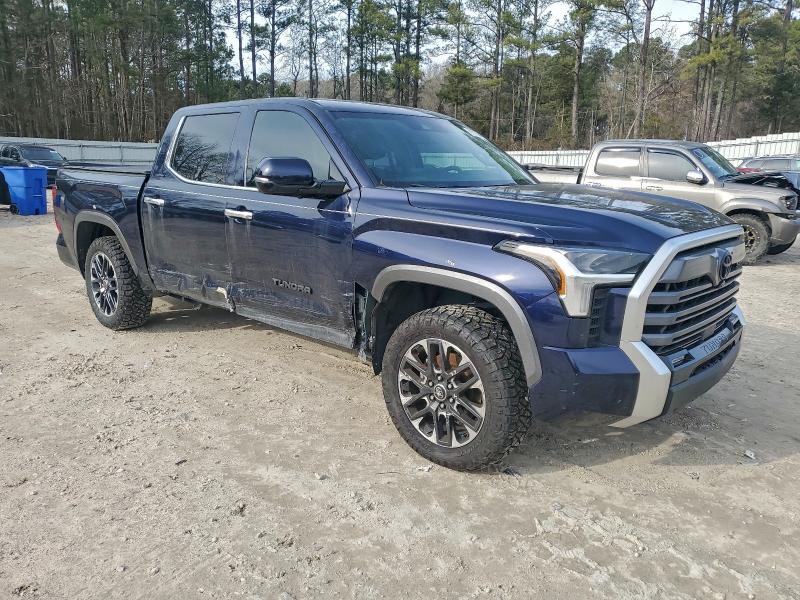 Фото 4 - TOYOTA TUNDRA