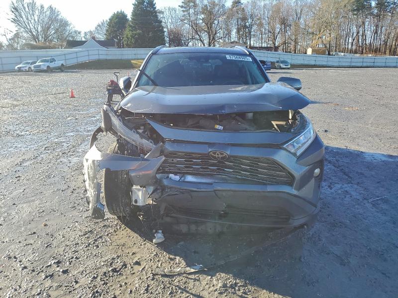 Фото 5 - TOYOTA RAV4