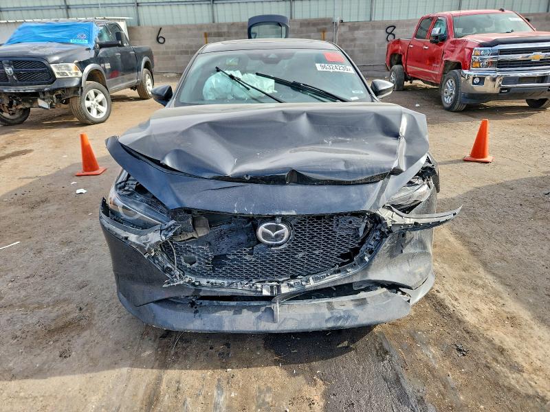 Фото 5 - MAZDA 3