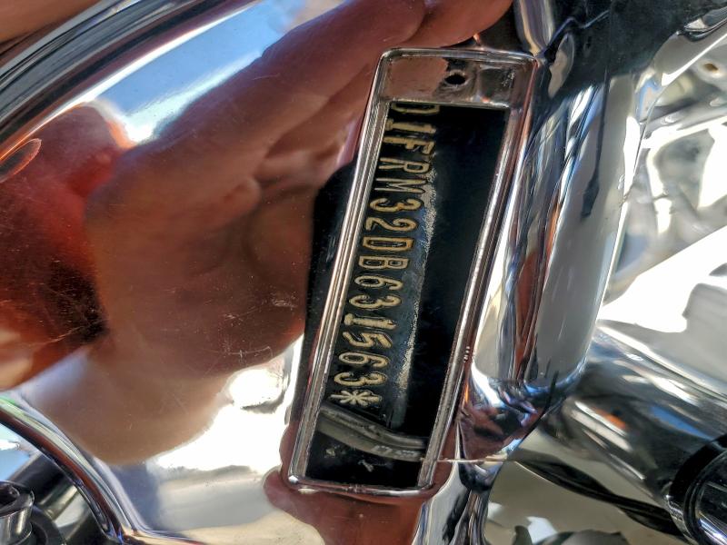 HARLEY-DAVIDSON FL 2013