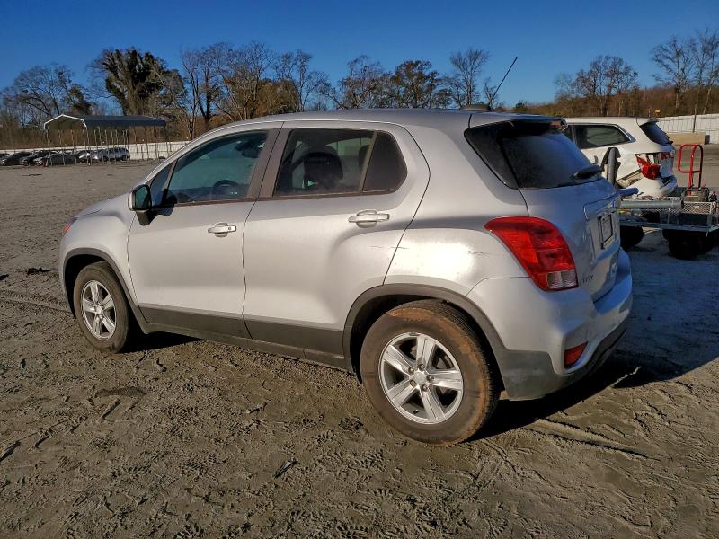 Фото 2 - CHEVROLET TRAX