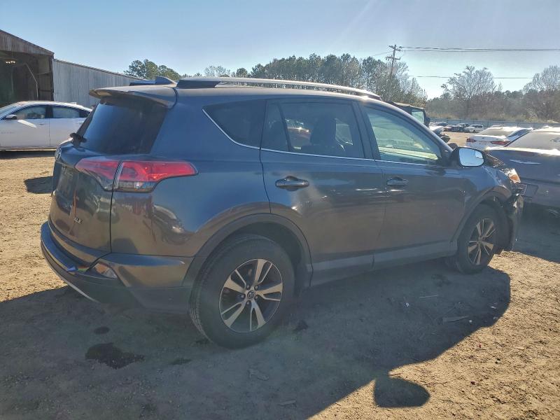 Фото 3 - TOYOTA RAV4