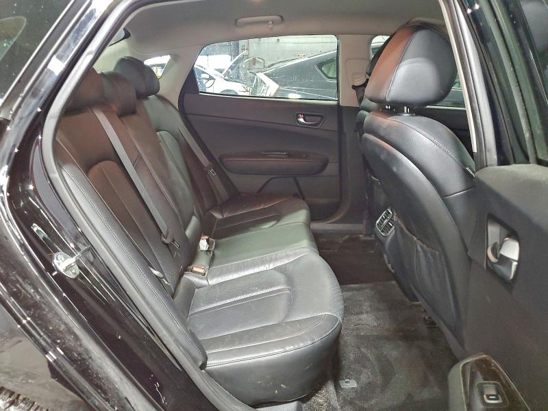 Фото 10 - KIA OPTIMA