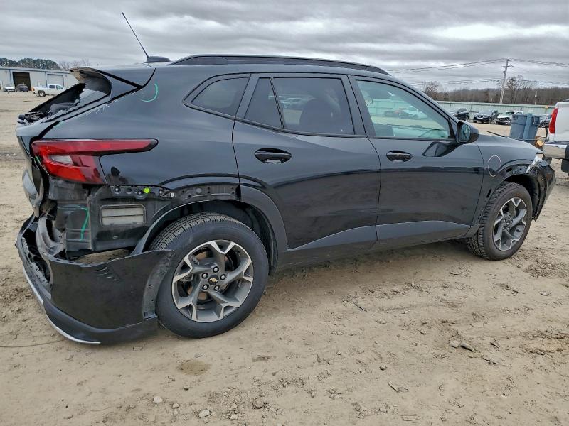 Фото 3 - CHEVROLET TRAX