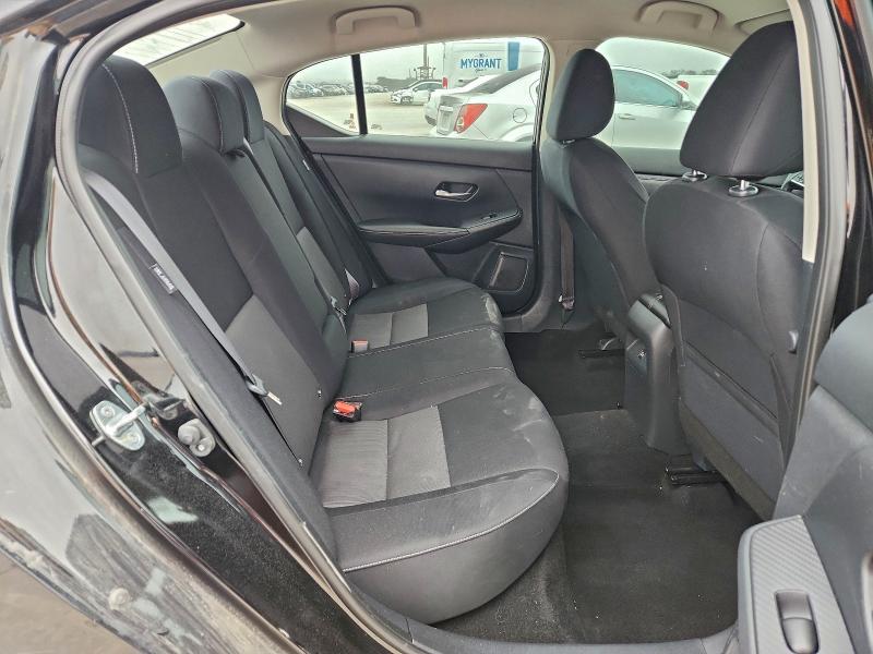 Фото 10 - NISSAN SENTRA