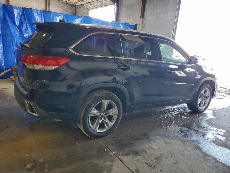 Фото 3 - TOYOTA HIGHLANDER