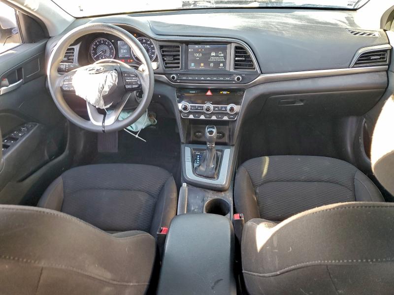 Фото 8 - HYUNDAI ELANTRA