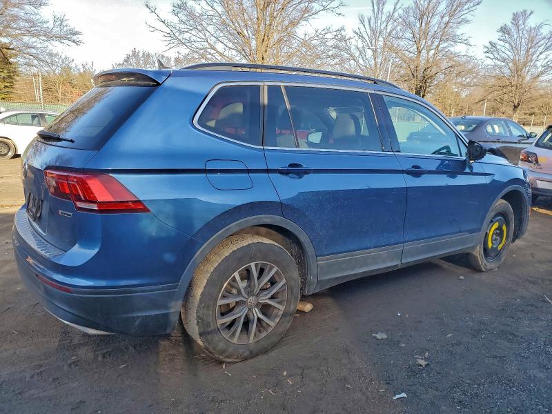 Фото 3 - VOLKSWAGEN TIGUAN