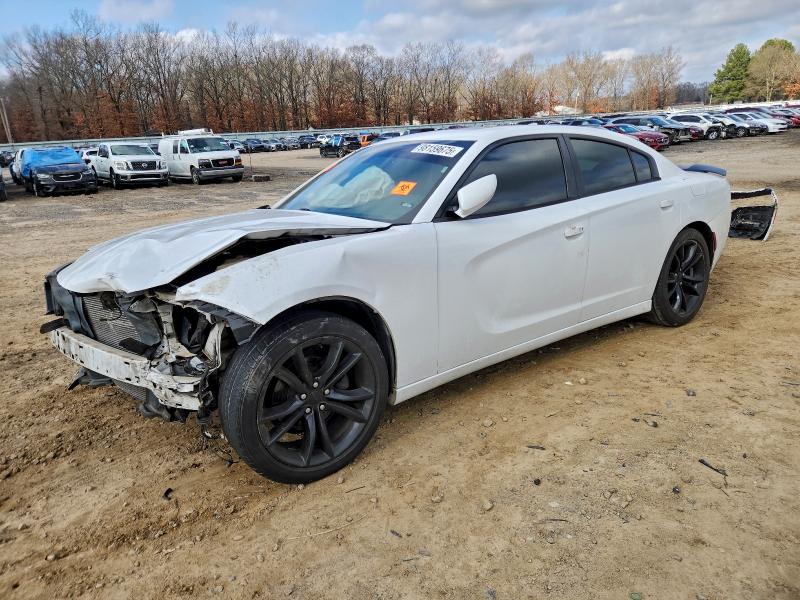 Фото 1 - DODGE CHARGER