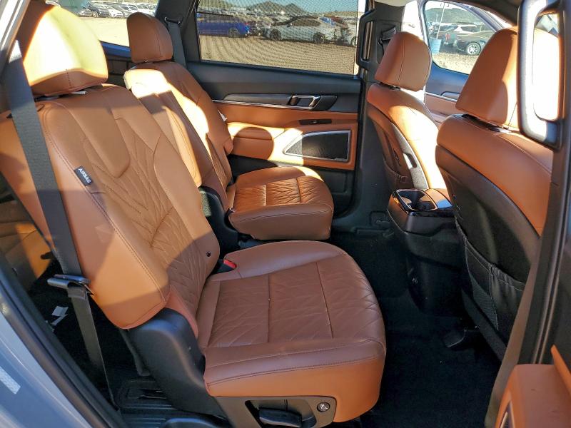 Фото 11 - KIA TELLURIDE