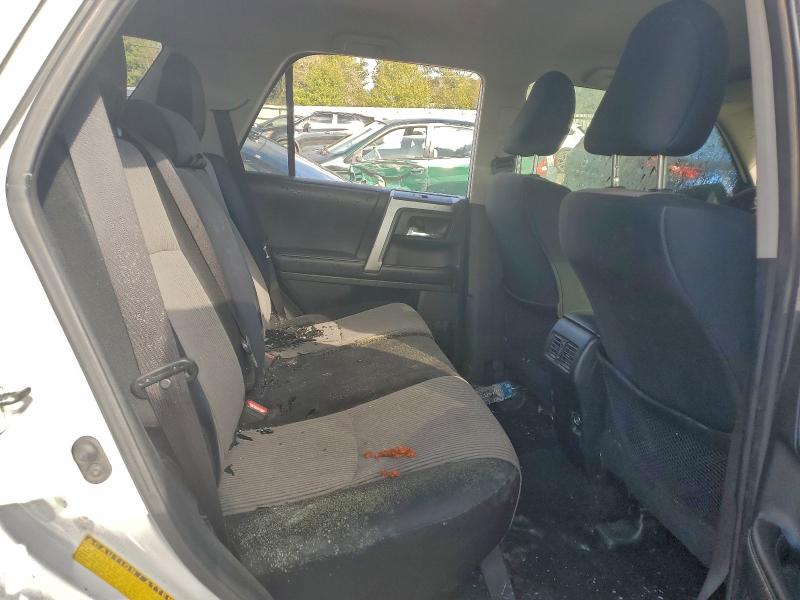 Фото 11 - TOYOTA 4RUNNER