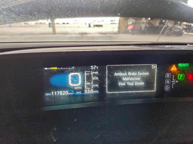 Фото 9 - TOYOTA PRIUS