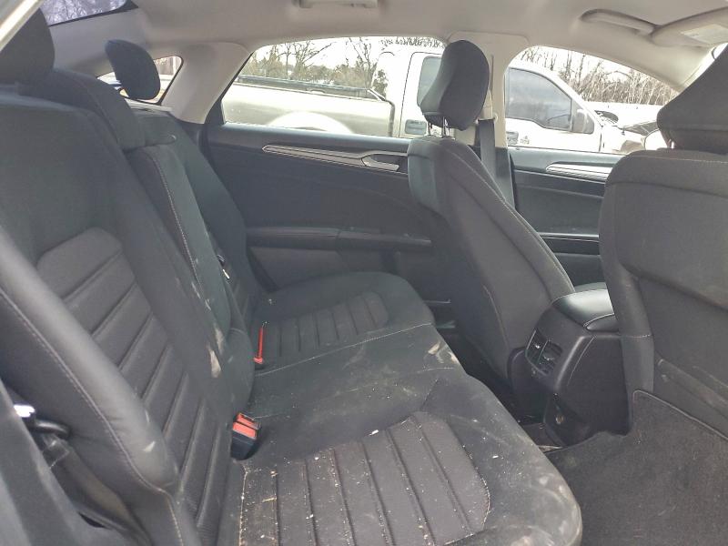 Фото 10 - FORD FUSION