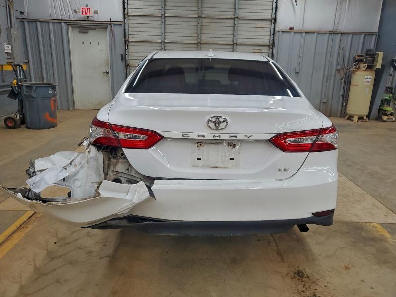 Фото 6 - TOYOTA CAMRY