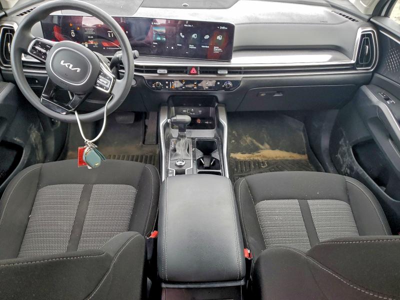 Фото 8 - KIA SORENTO