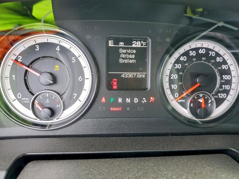 Фото 9 - RAM 1500