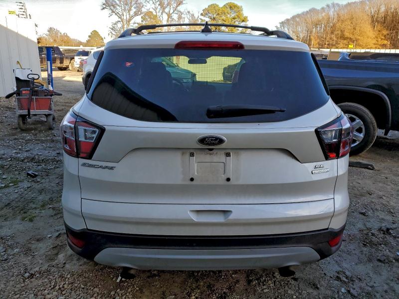 Фото 6 - FORD ESCAPE