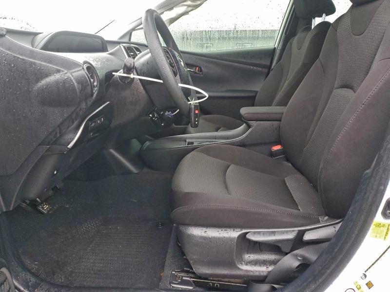 Фото 7 - TOYOTA PRIUS