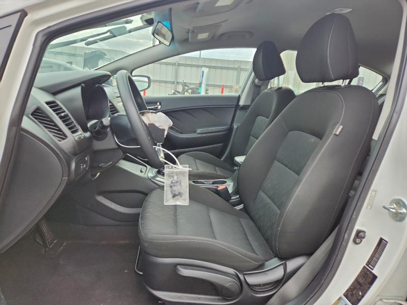 Фото 7 - KIA FORTE