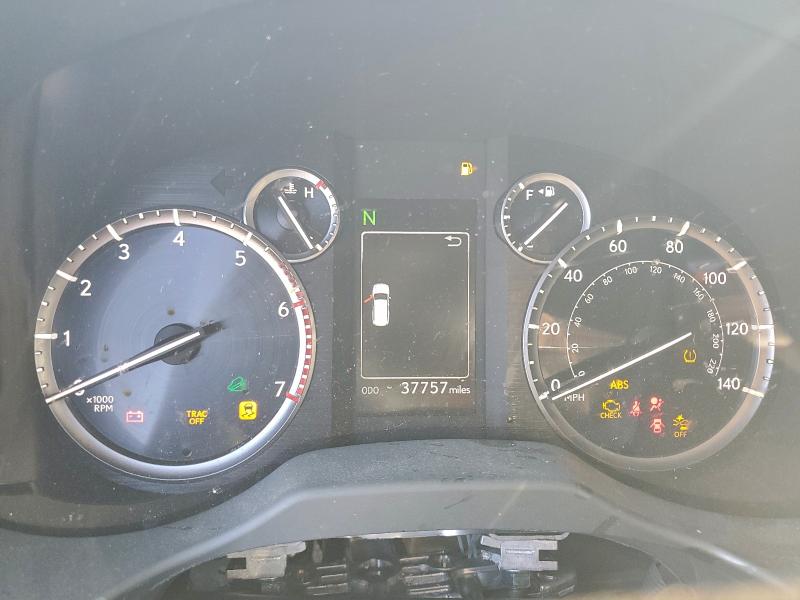 Фото 9 - LEXUS GX