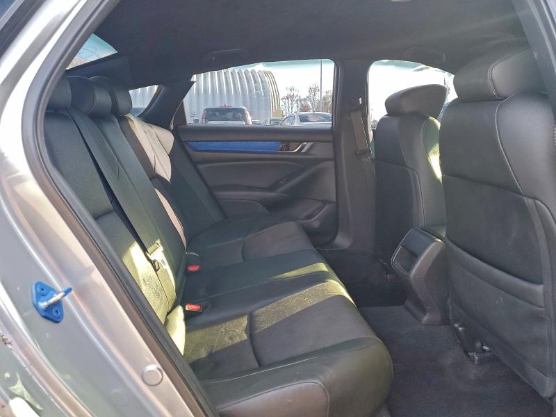 Фото 10 - HONDA ACCORD