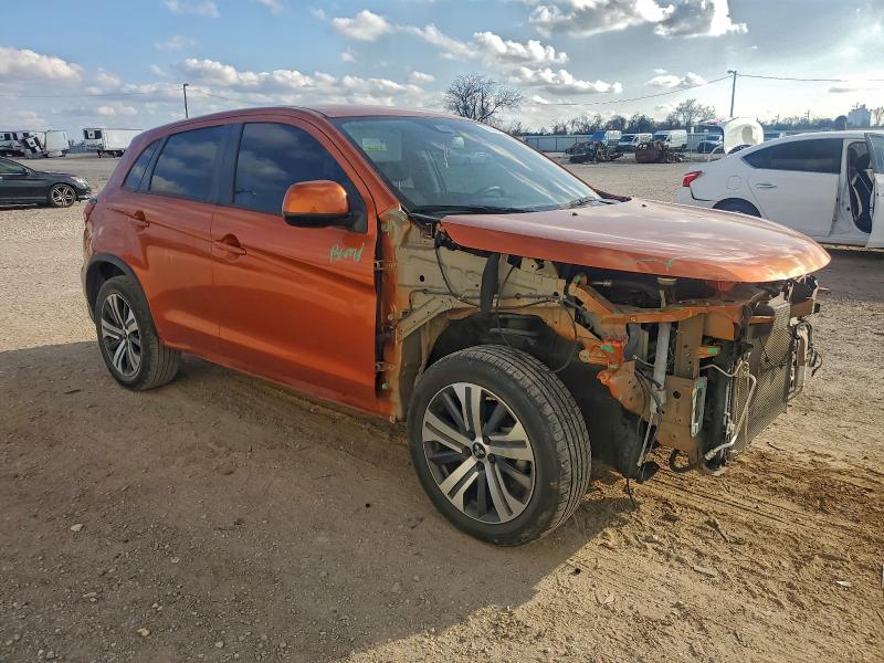 Фото 4 - MITSUBISHI OUTLANDER