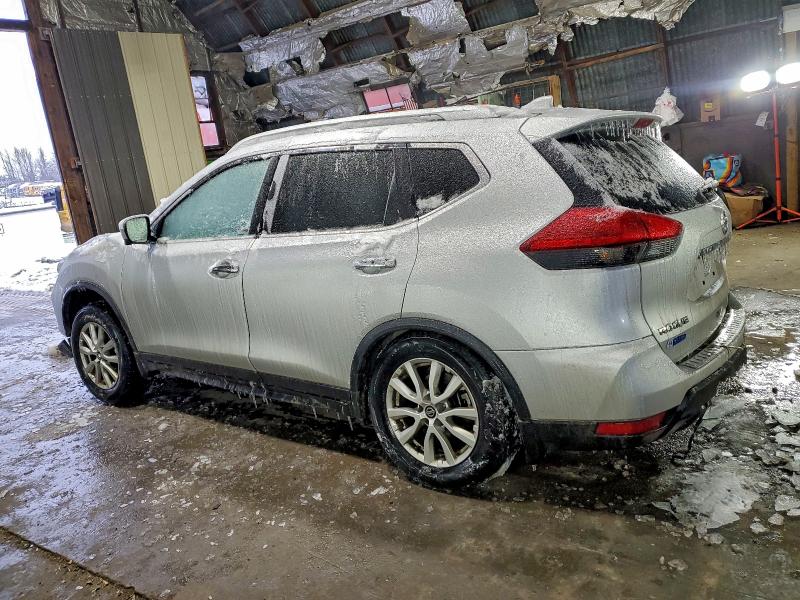 Фото 2 - NISSAN ROGUE