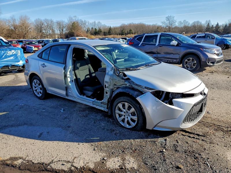 Фото 4 - TOYOTA COROLLA