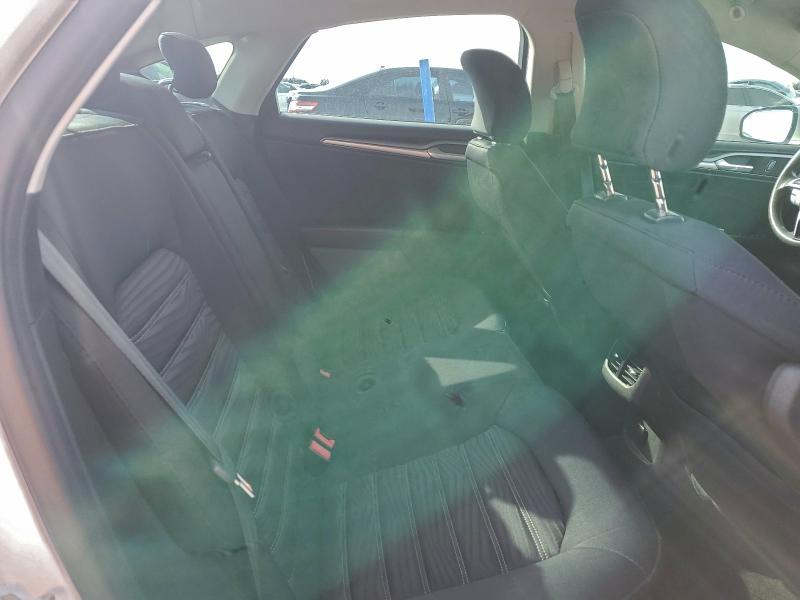 Фото 10 - FORD FUSION