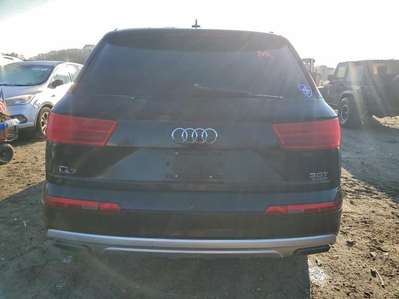 Фото 6 - AUDI Q7