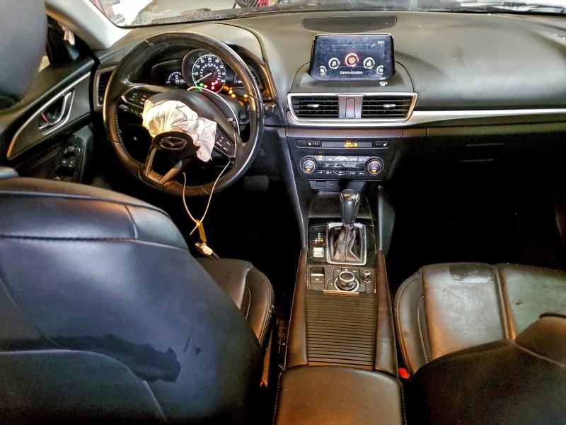 Фото 8 - MAZDA 3