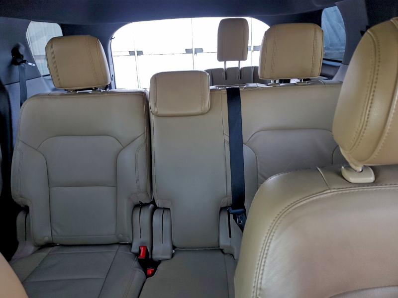 Фото 10 - FORD EXPLORER