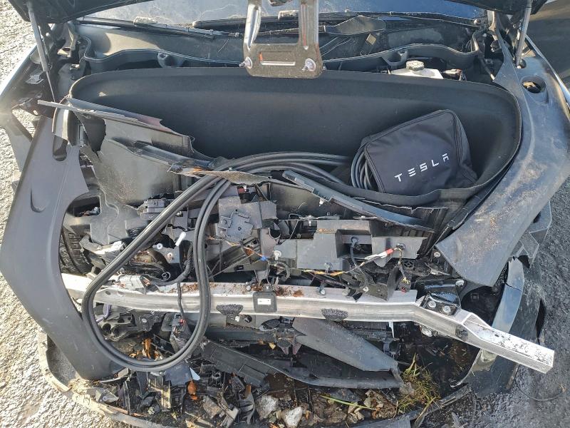 Фото 11 - TESLA MODEL X