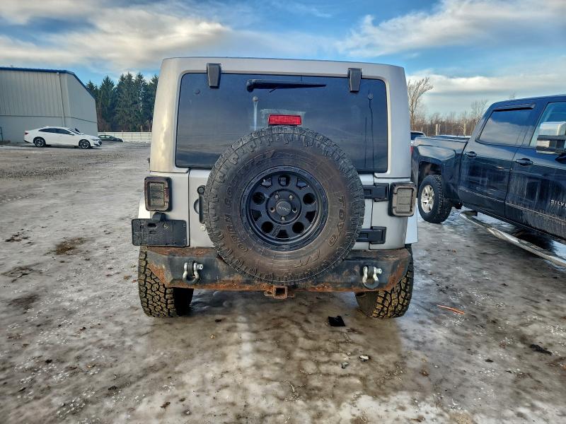 Фото 6 - JEEP WRANGLER