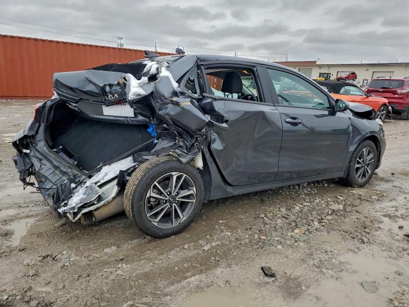 Фото 3 - KIA FORTE