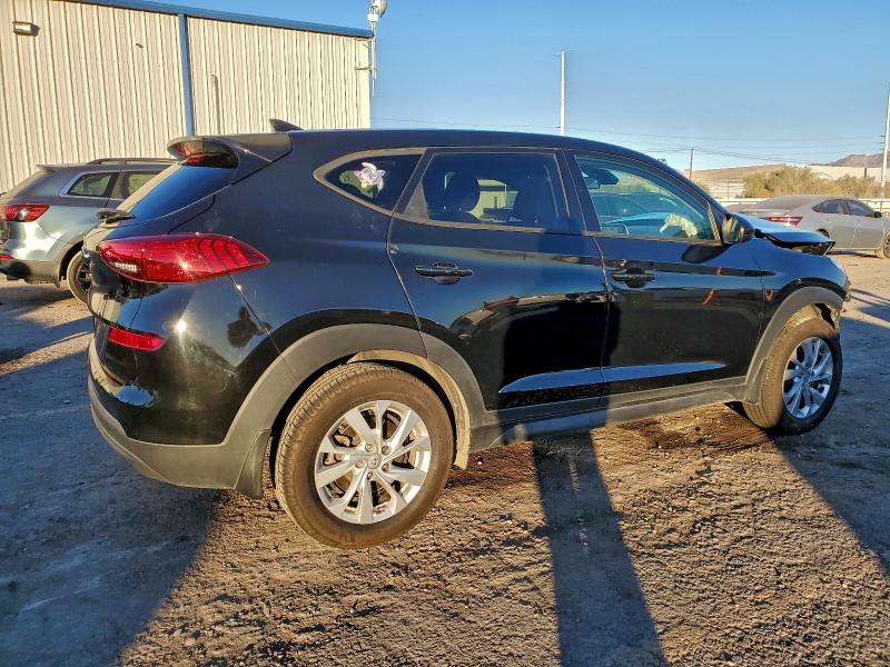Фото 3 - HYUNDAI TUCSON