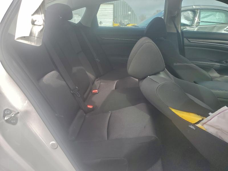 Фото 10 - HONDA ACCORD