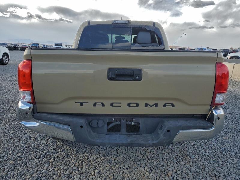 Фото 6 - TOYOTA TACOMA