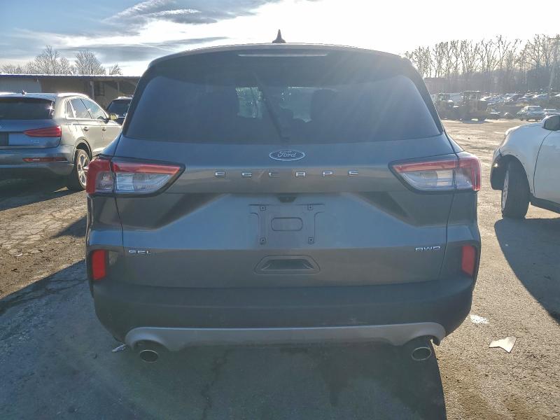 Фото 6 - FORD ESCAPE