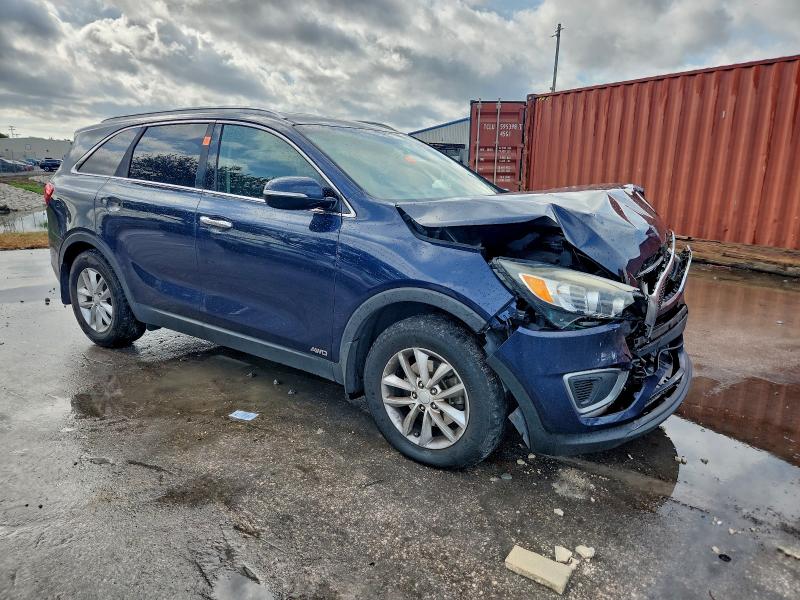 Фото 4 - KIA SORENTO