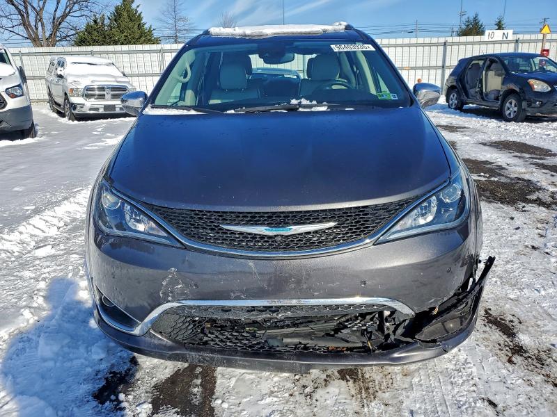 Фото 5 - CHRYSLER PACIFICA