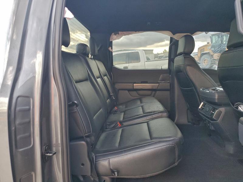 Фото 10 - FORD F-150