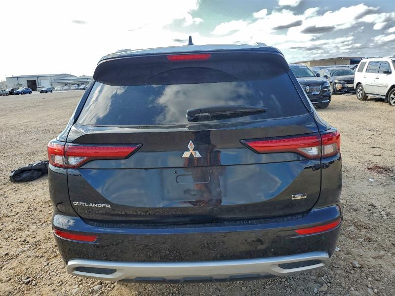 Фото 6 - MITSUBISHI OUTLANDER