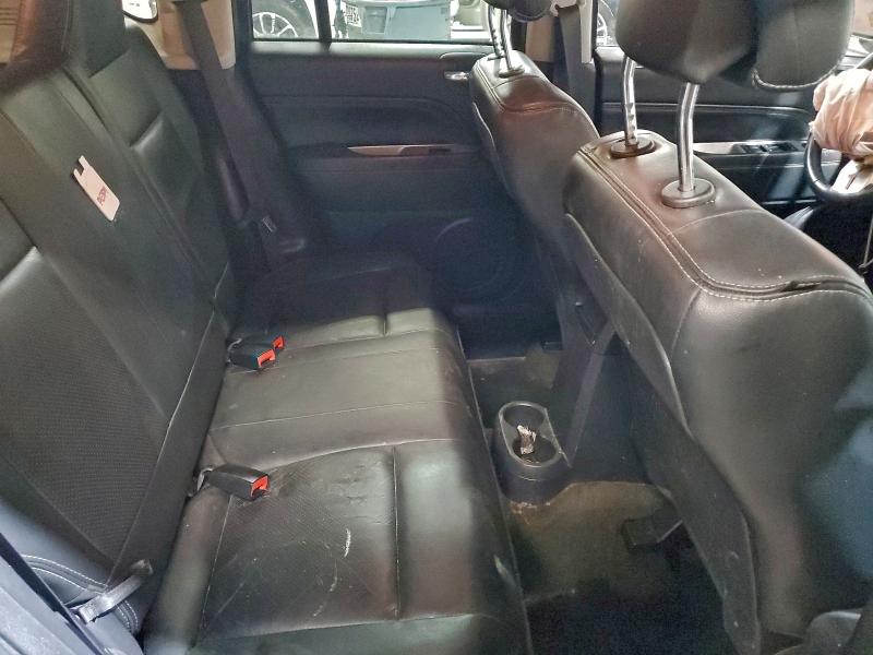 Фото 11 - JEEP COMPASS