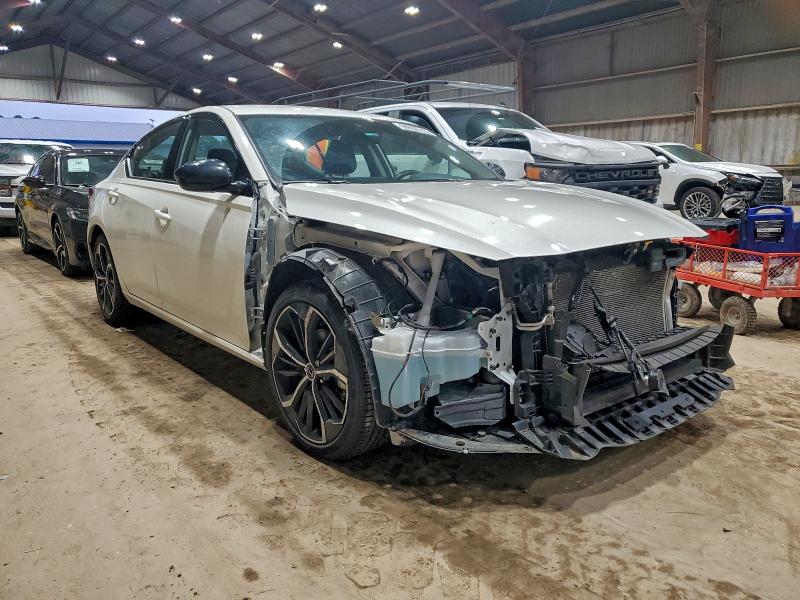 Фото 4 - NISSAN ALTIMA