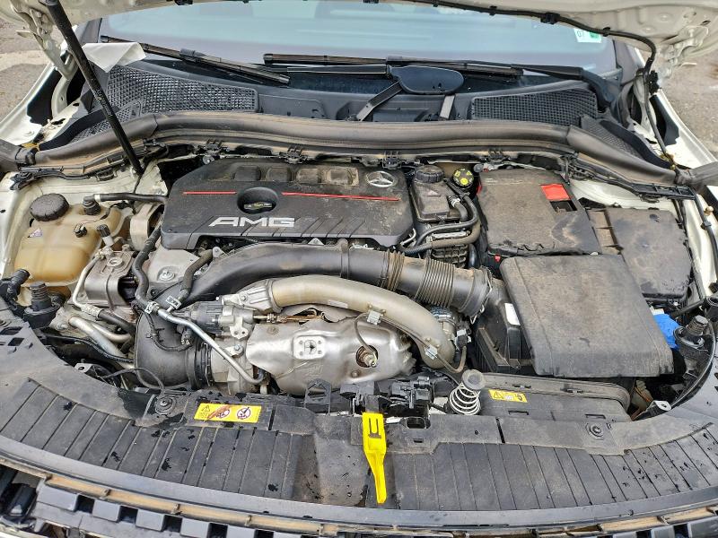 Фото 12 - MERCEDES-BENZ GLA-CLASS