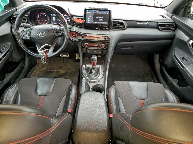 Фото 8 - HYUNDAI VELOSTER