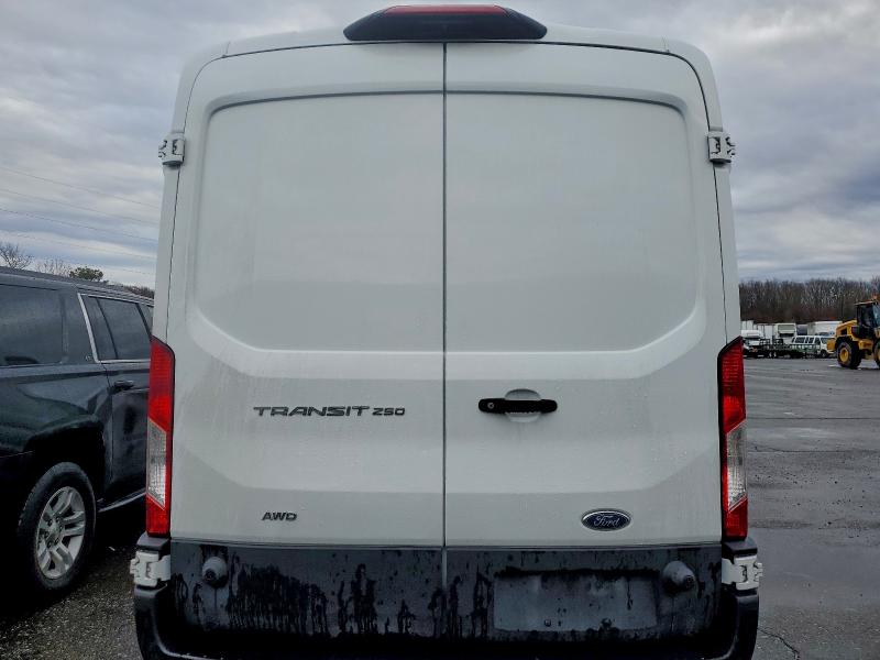 Фото 6 - FORD TRANSIT