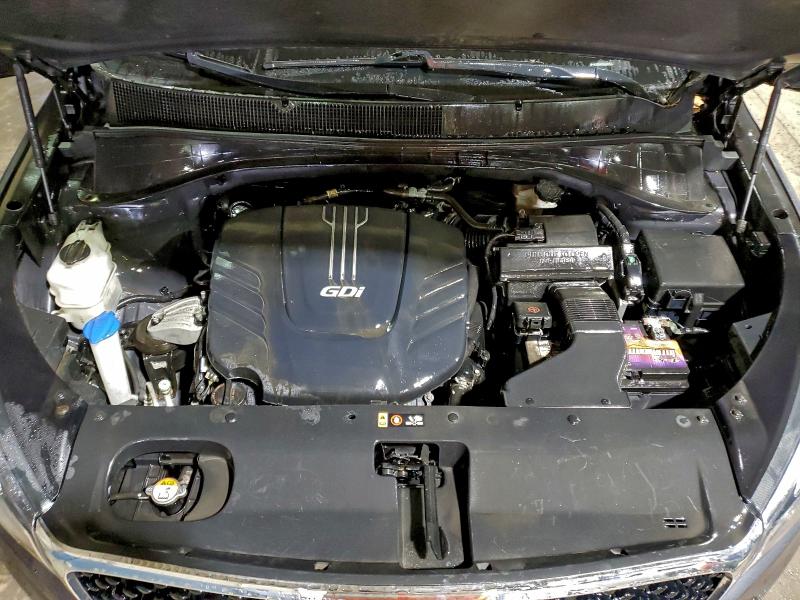 Фото 12 - KIA SORENTO